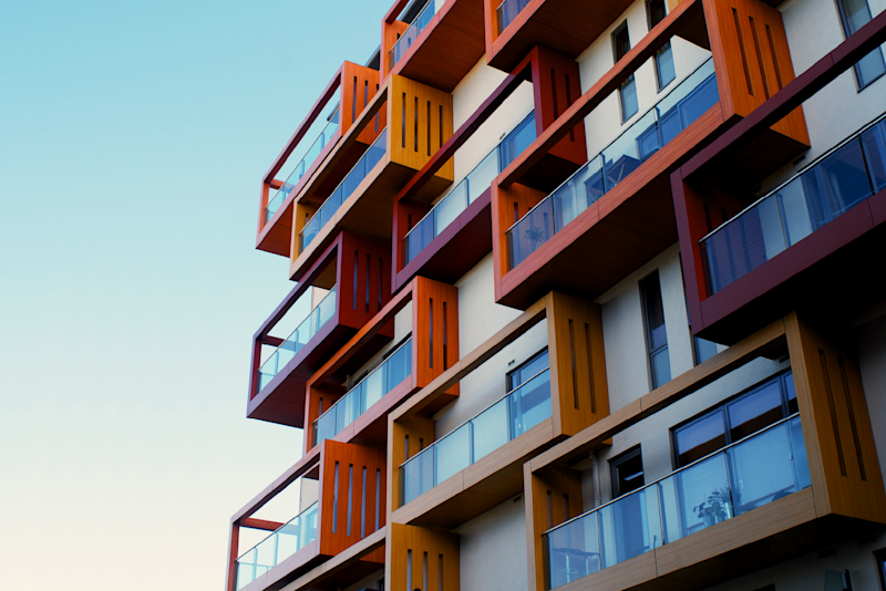 Airbnb vs. hotels: which is right for your trip?