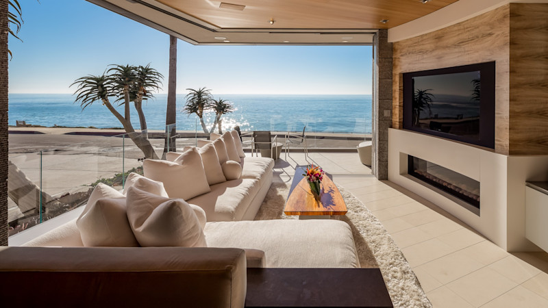 10 U.S. cities with the most million-dollar homes
