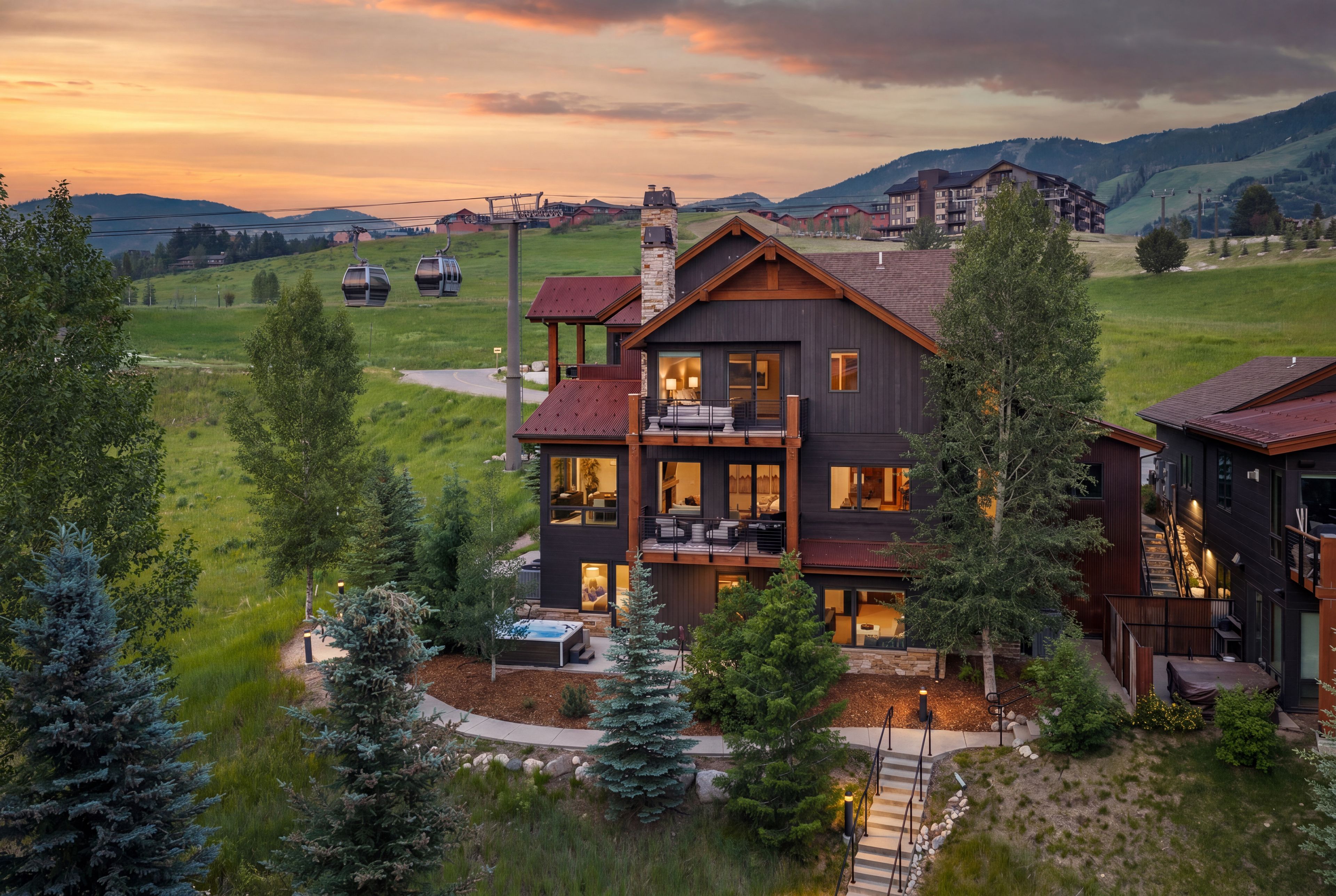 MORNINGSIDE — Steamboat Springs